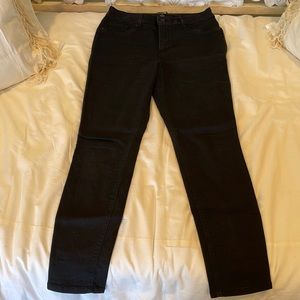 Black d.jeans - amazing fit with great stretch for comfort and style!